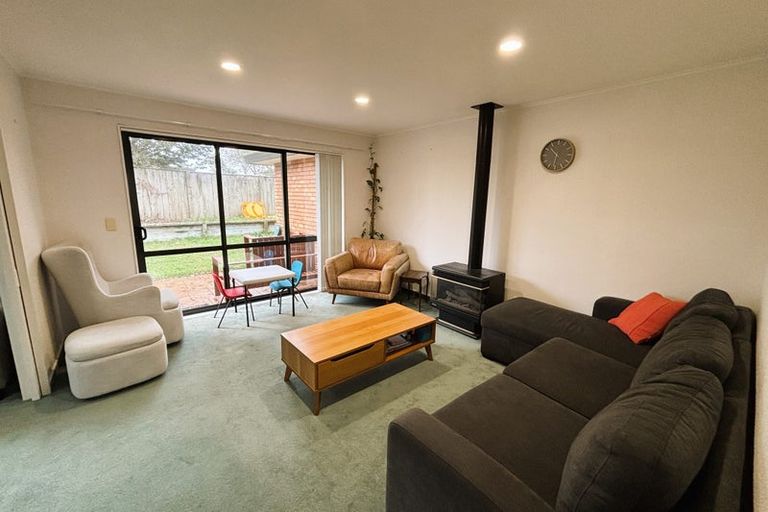 Photo of property in 33 College Drive, Paraparaumu, 5032