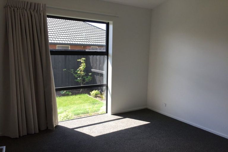 Photo of property in 8/59 Waimairi Road, Upper Riccarton, Christchurch, 8041