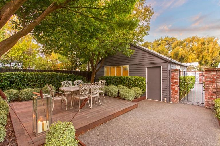 Photo of property in 81 Carlton Mill Road, Merivale, Christchurch, 8014