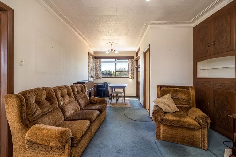 Photo of property in 37 Colwyn Street, Bryndwr, Christchurch, 8053