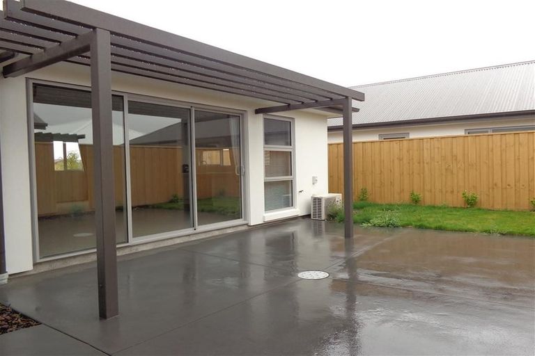 Photo of property in 31 Farnborough Way, Rolleston, 7615