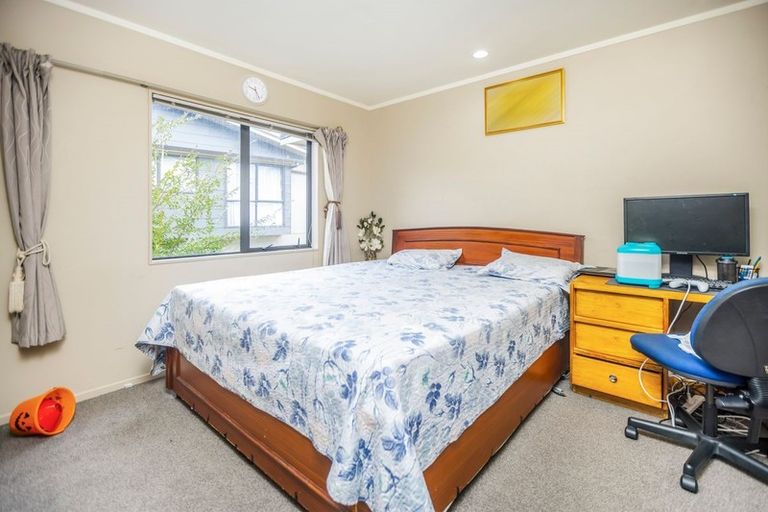 Photo of property in 74 Malaspina Place, Papatoetoe, Auckland, 2025