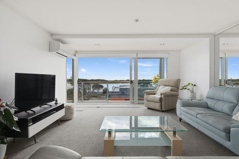 Photo of property in Quayside Apartments, 212/11 George Street, Whakatane, 3120