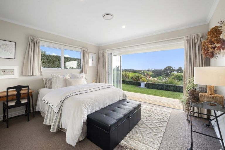 Photo of property in 167 Henwood Road, Paraite, New Plymouth, 4372