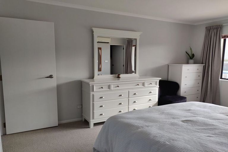 Photo of property in 7 Silhouette Way, Western Heights, Hamilton, 3200