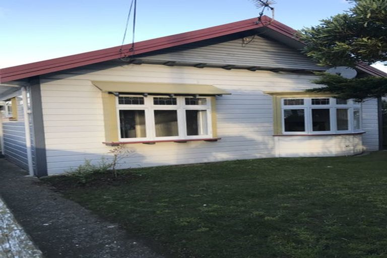 Photo of property in 83 Yule Street, Lyall Bay, Wellington, 6022