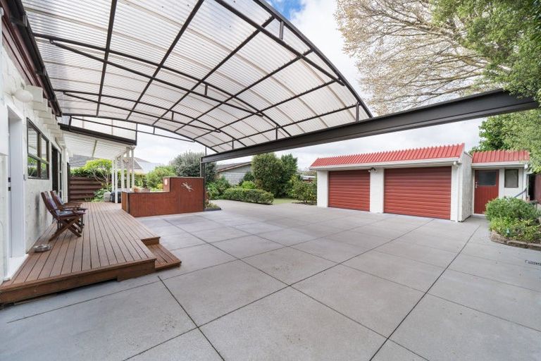 Photo of property in 16 Akaroa Avenue, Awapuni, Palmerston North, 4412