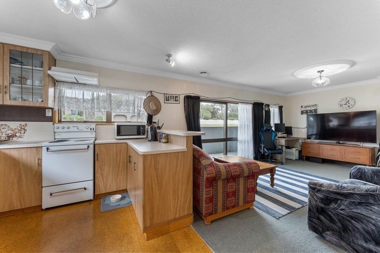 Photo of property in 2 Cassandra Street, Stratford, 4332