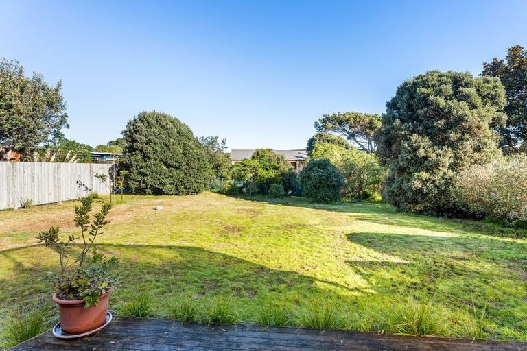 Photo of property in 279 Peka Peka Road, Peka Peka, Waikanae, 5391
