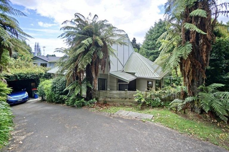Photo of property in 14 Nettlingham Place, Te Puke, 3119