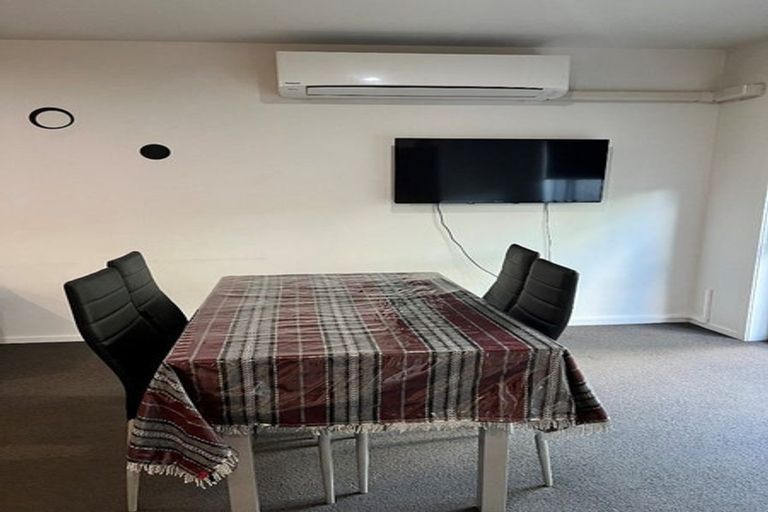 Photo of property in 19/100u Knighton Road, Hillcrest, Hamilton, 3216