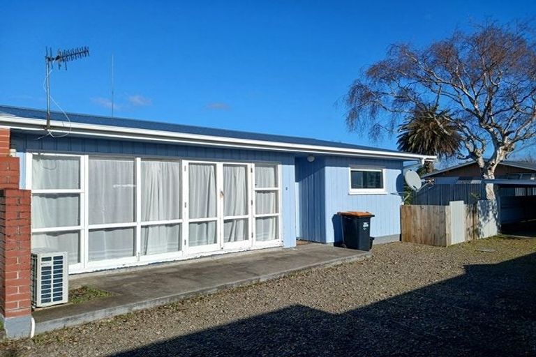 Photo of property in 2/104 Cook Street, West End, Palmerston North, 4410