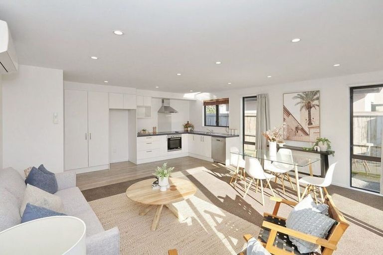 Photo of property in 66 Wainui Street, Riccarton, Christchurch, 8041