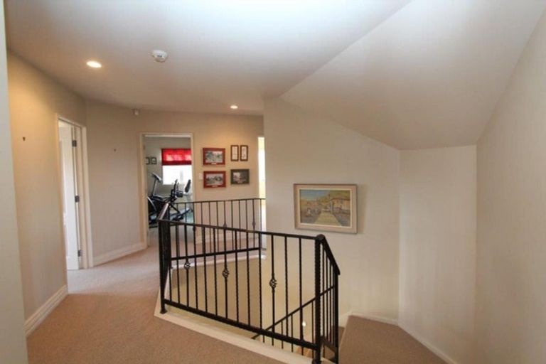 Photo of property in 15 Tullamore Place, Casebrook, Christchurch, 8051