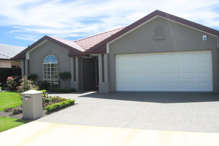 Photo of property in 17 Caleb Place, Northwood, Christchurch, 8051