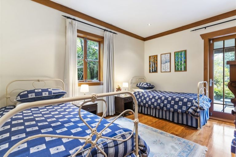 Photo of property in 27a Maritime Terrace, Birkenhead, Auckland, 0626