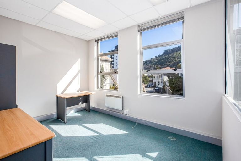 Photo of property in Molesworth House, 9/101a Molesworth Street, Thorndon, Wellington, 6011
