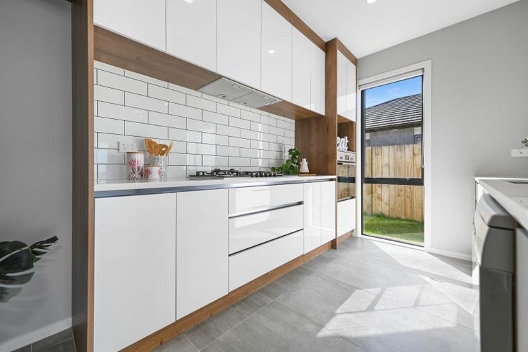 Photo of property in 28u2 Tokerau Drive, Rototuna North, Hamilton, 3210