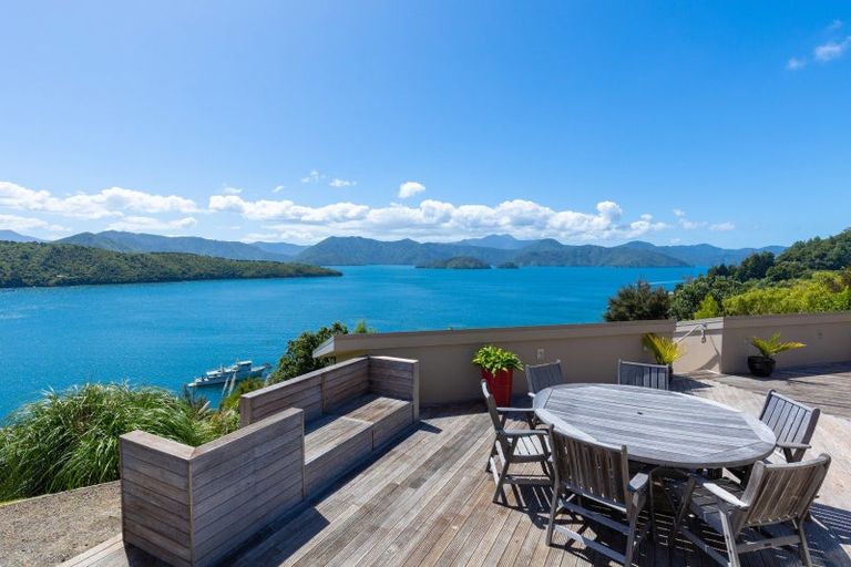 Photo of property in 1 Cooks Ridge, Waikawa, Picton, 7281