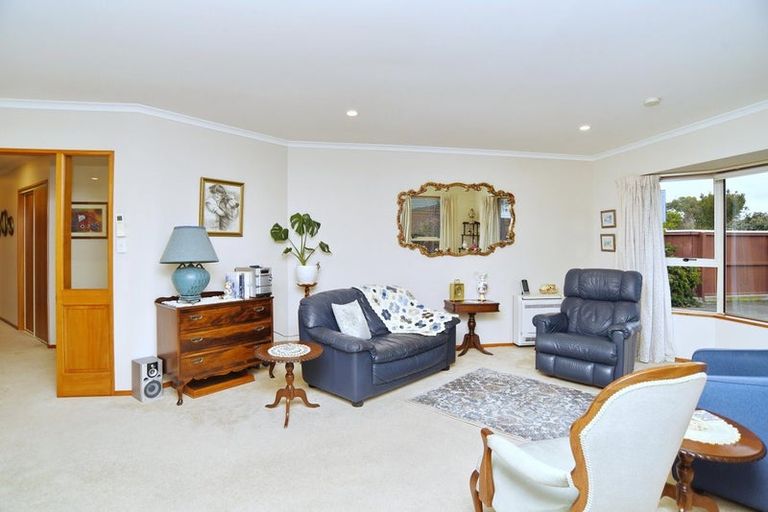 Photo of property in 10b Goodwood Close, Rangiora, 7400