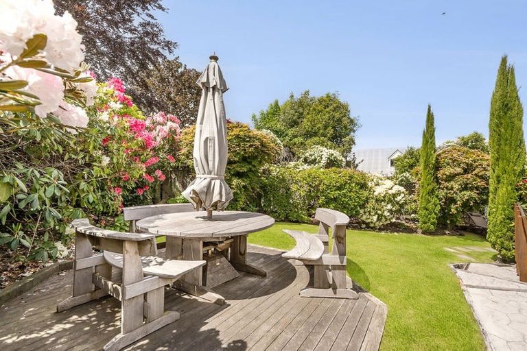 Photo of property in 18 Kowhai Drive, Wanaka, 9305