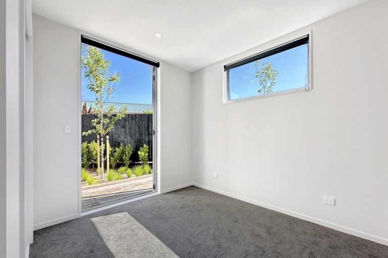 Photo of property in 1/25 Tranent Road, Mangere, Auckland, 2022