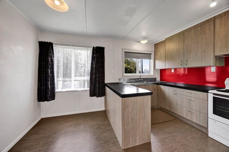 Photo of property in 50 Celia Street, Stratford, 4332