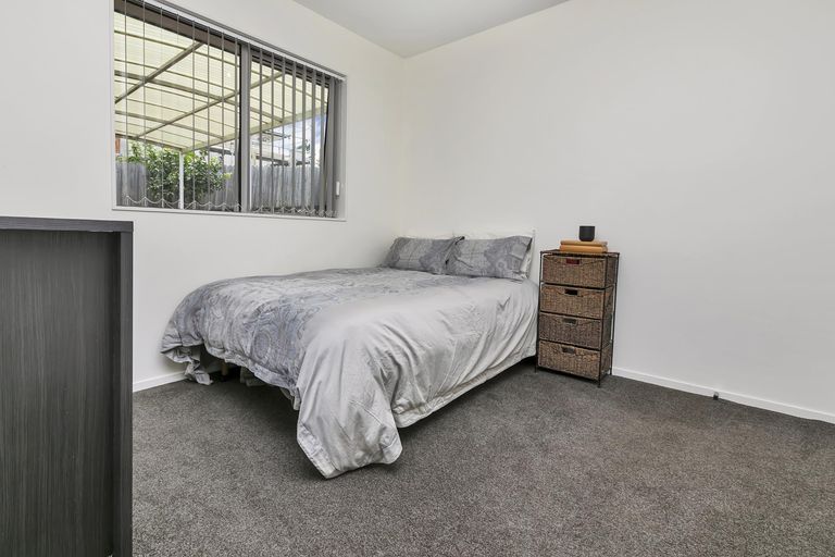 Photo of property in 9 Karika Place, Massey, Auckland, 0614