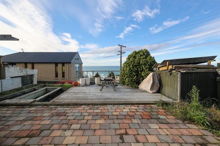 Photo of property in 11 Earls Road, Saint Clair, Dunedin, 9012