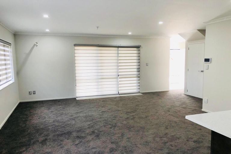 Photo of property in 13a Magellan Place, Papatoetoe, Auckland, 2025