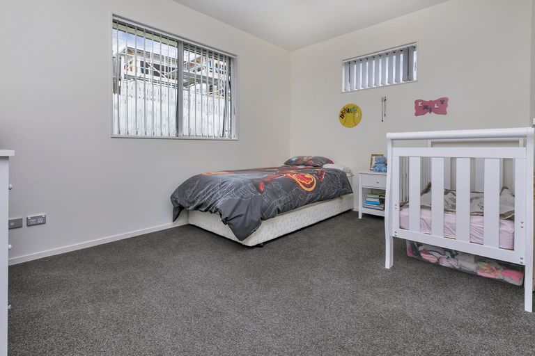 Photo of property in 9 Karika Place, Massey, Auckland, 0614