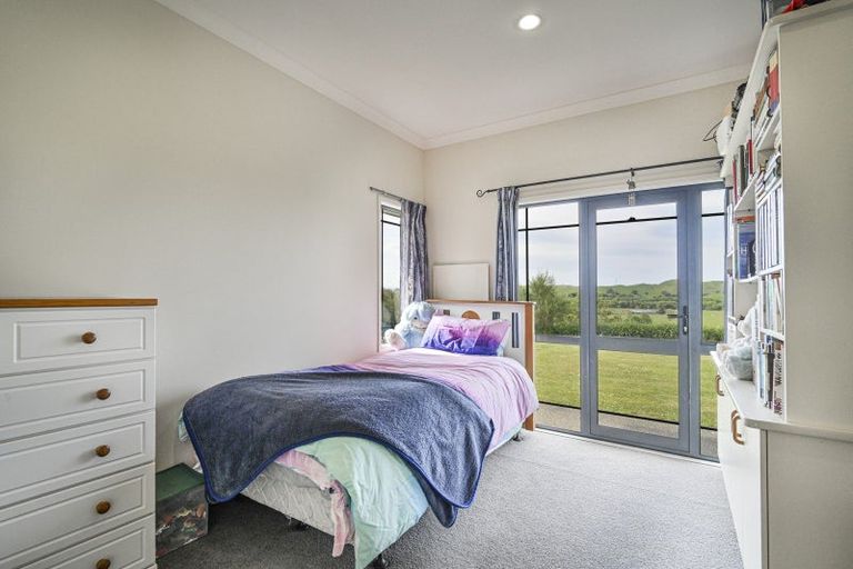 Photo of property in 40 Wheatley Road, Waiohiki, Napier, 4183