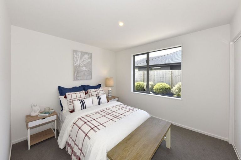 Photo of property in 14 John Raven Lane, Woodend, 7610