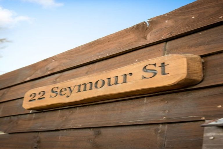 Photo of property in 22 Seymour Street, Hornby, Christchurch, 8042