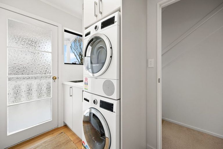 Photo of property in 120 Grey Street, Cambridge, 3434