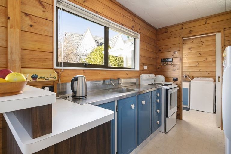 Photo of property in 25 Giblin Street, Richmond, 7020