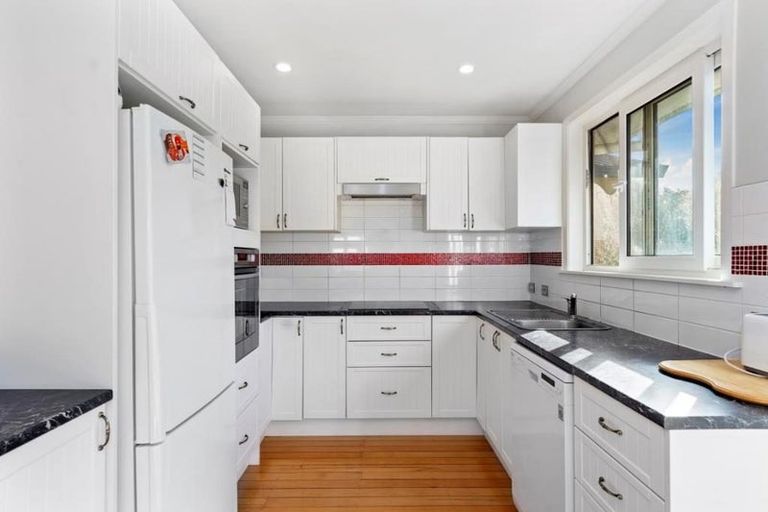 Photo of property in 117a Simpson Road, Papamoa Beach, Papamoa, 3118