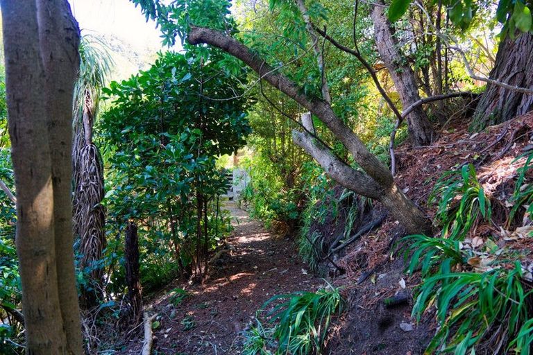 Photo of property in 6 Valley Road, Goose Bay, Kaikoura, 7374