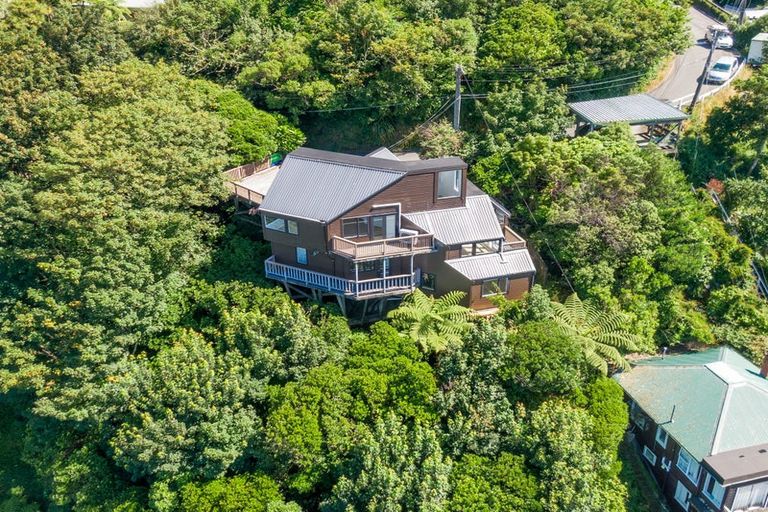 Photo of property in 36 Orangi Kaupapa Road, Northland, Wellington, 6012