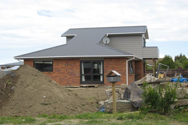 Photo of property in 3 Gladstone Road, Woodend, 7610