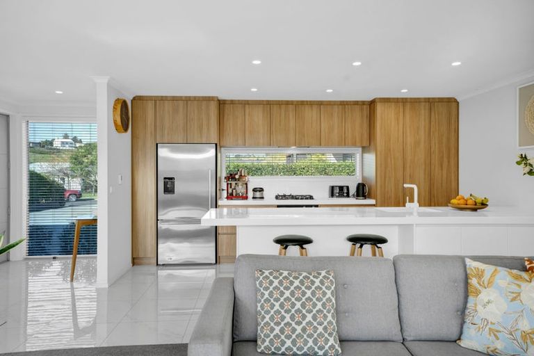 Photo of property in 44 Fernbrook Drive, Hurworth, New Plymouth, 4310