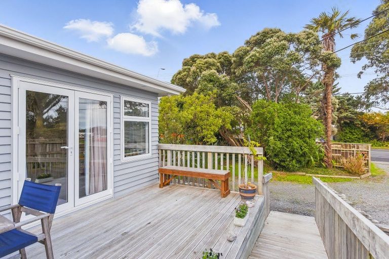 Photo of property in 31 Elizabeth Street, Waikanae, 5036