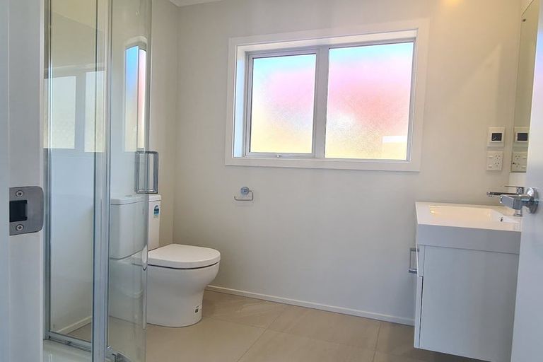 Photo of property in 47 Stockport Grove, Churton Park, Wellington, 6037