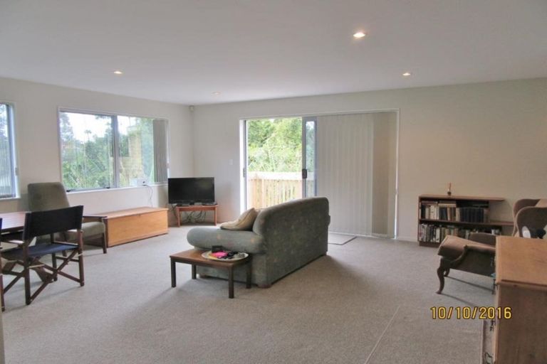 Photo of property in 59 Leo Street, Glen Eden, Auckland, 0602