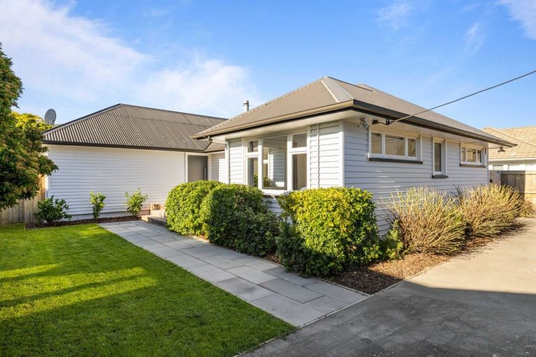 Photo of property in 174 Langdons Road, Northcote, Christchurch, 8052