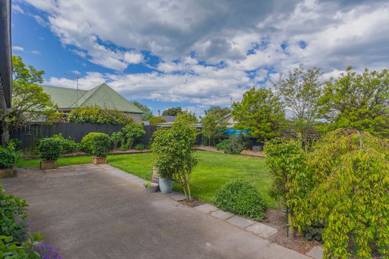 Photo of property in 32 Saint George Street, Watlington, Timaru, 7910