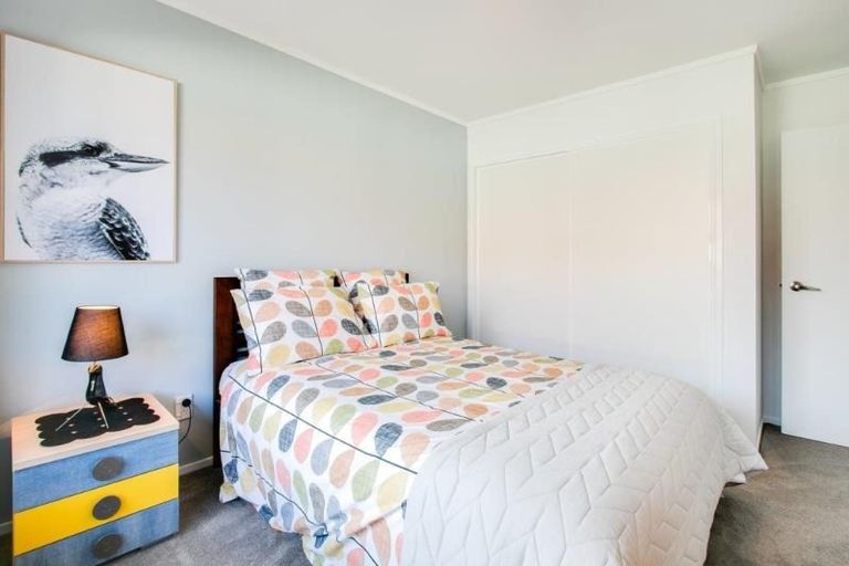 Photo of property in 2 Fern Grove, Taradale, Napier, 4112