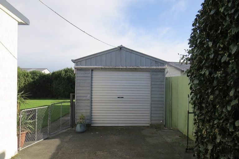 Photo of property in 1414 Woodstock Avenue, Mayfair, Hastings, 4122