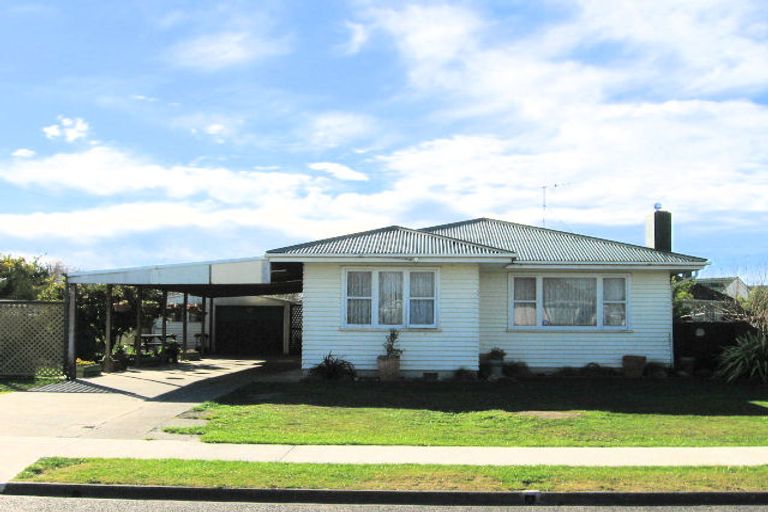 Photo of property in 22 Constable Crescent, Onekawa, Napier, 4110
