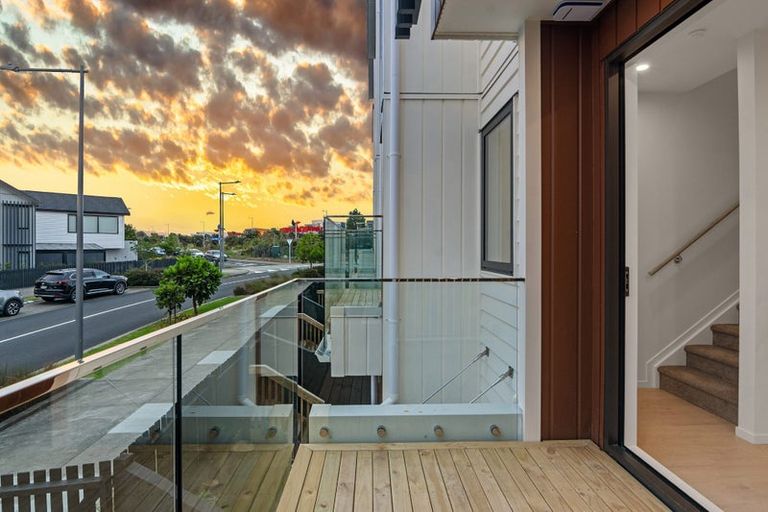 Photo of property in 93 Joshua Carder Drive, Hobsonville, Auckland, 0616